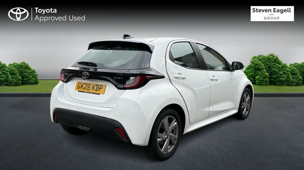 Toyota Yaris 1.5 Vvt-h Icon E-cvt Euro 6 Ss White #2