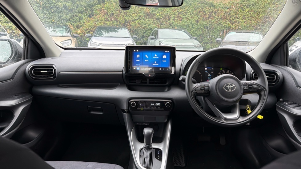Toyota Yaris 1.5 Vvt-h Icon E-cvt Euro 6 Ss White #6