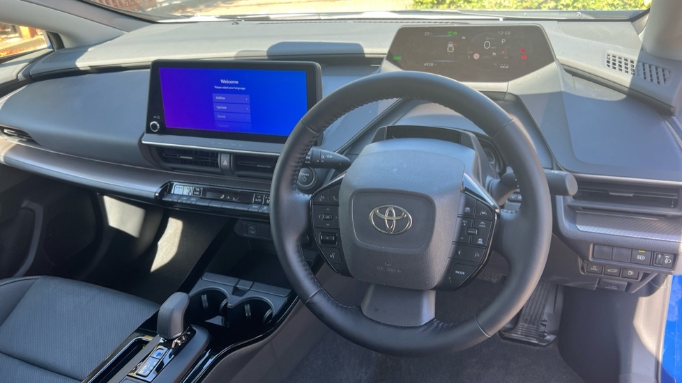 Toyota Prius Hatchback Silver #7