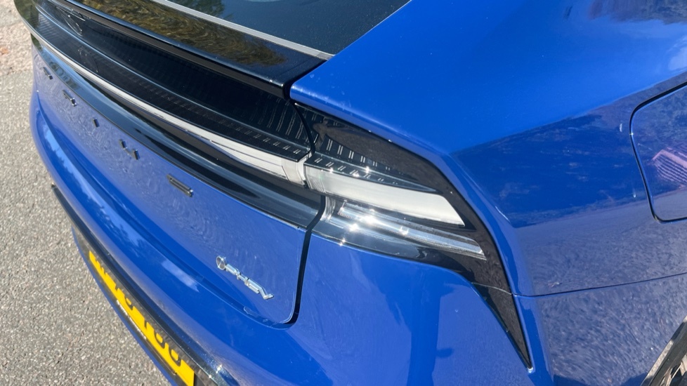 Toyota Prius Hatchback Silver #21