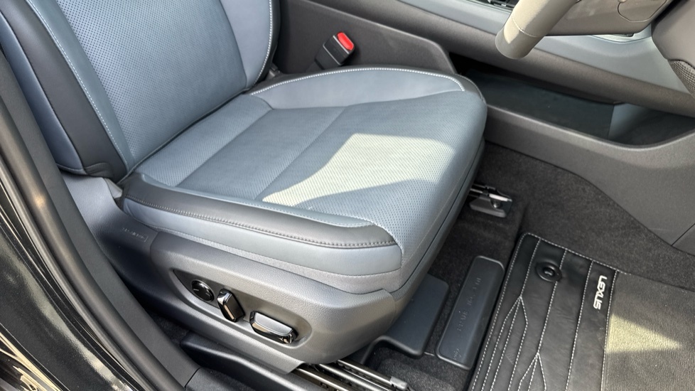 Lexus RZ 350E Premium Plus 20 Grey #18