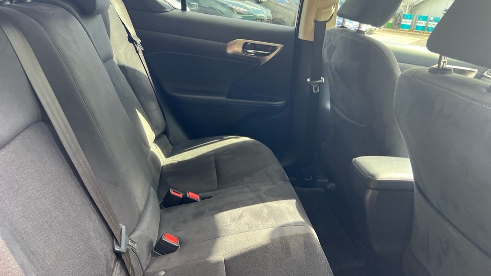 Lexus CT 200H 1.8 Cvt Premium Pack #9