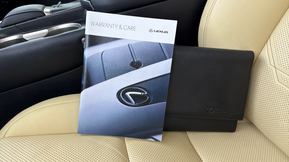 Lexus NX 300H 2.5 White #25