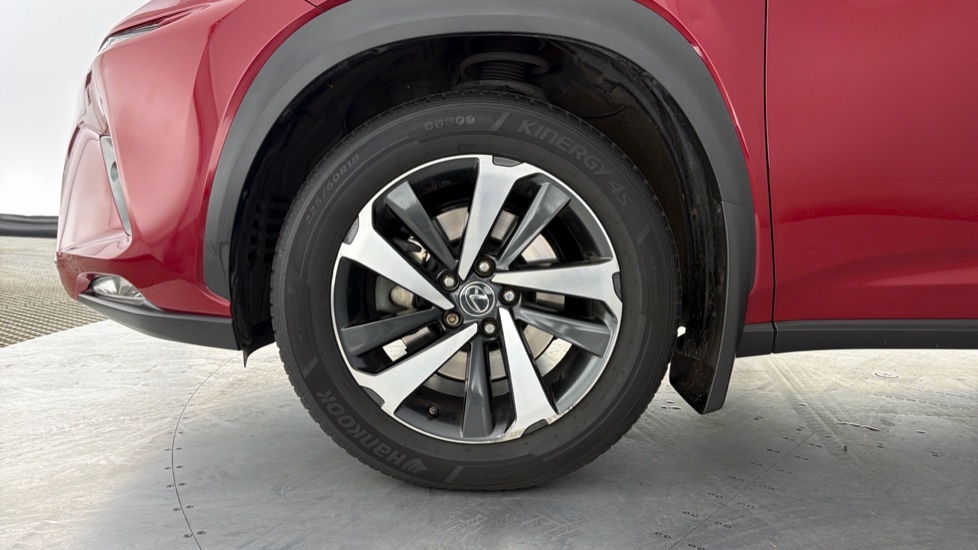 Lexus NX 300H 2.5 White #23
