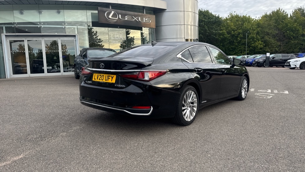 Lexus ES Saloon 2.5 Premium Pack Ulez Approved Blue #26