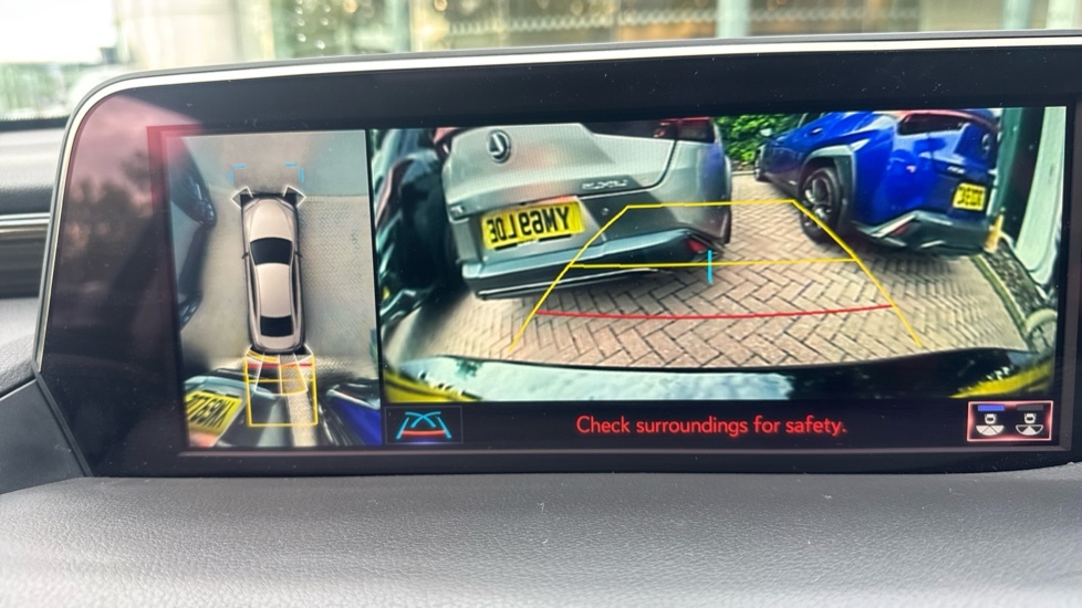 Lexus ES Saloon 2.5 Premium Pack Ulez Approved Blue #52