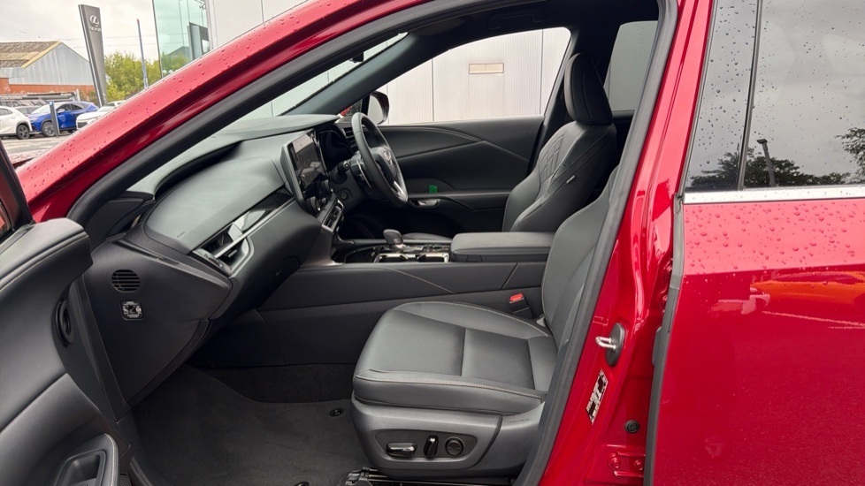 Lexus RX 2.5 450H 18.1Kwh Prem Suv Plug-in Hybr Red #6