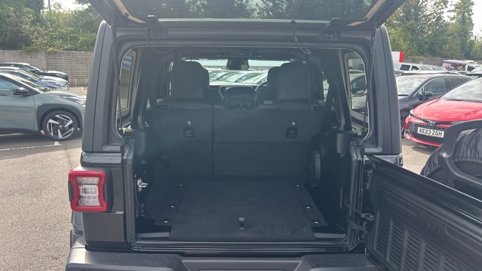 Jeep Wrangler 2.0 Gme Sahara Silver #13
