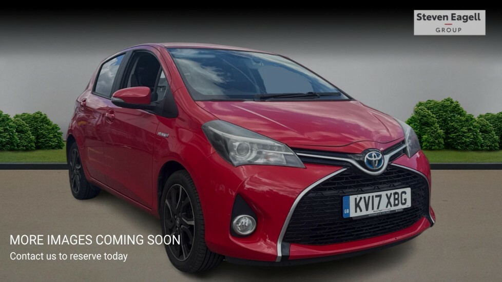 Toyota Yaris 1.5 Vvt-h Design Hatchback Hybrid E-cvt Red