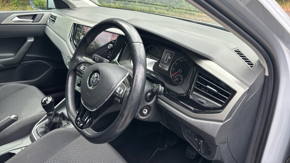 Volkswagen Polo Automatic Blue #39