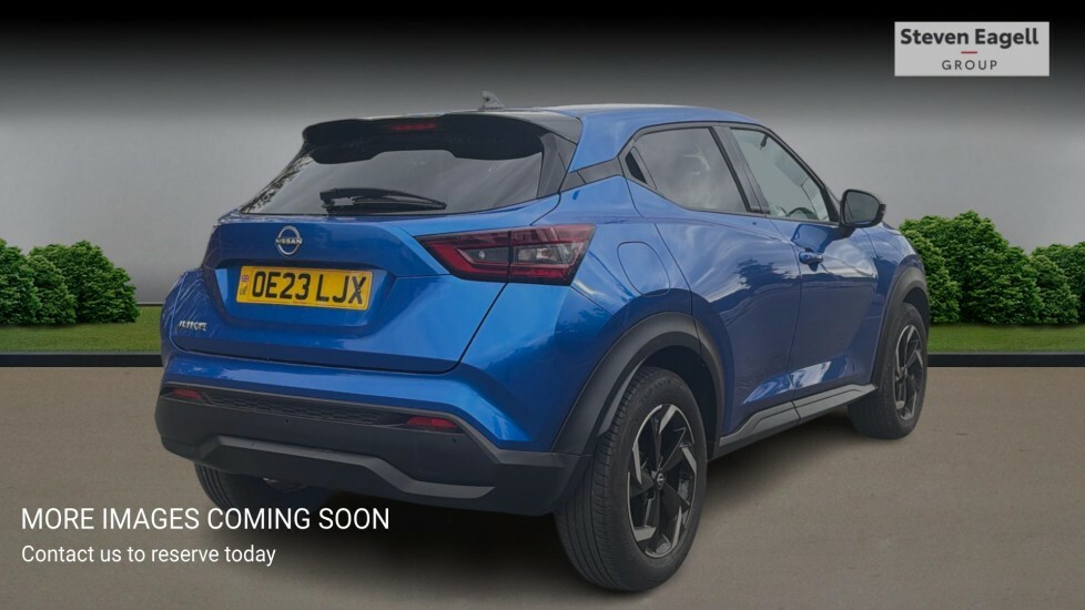 Nissan Juke Acenta Red #4