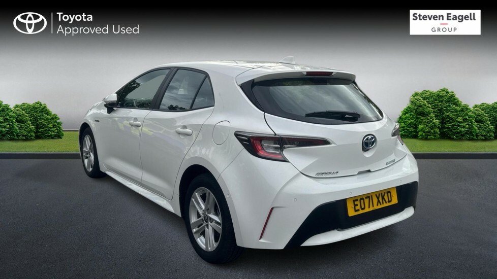 Toyota Corolla 1.8 Vvt-h Icon Tech Cvt Euro 6 Ss White #4