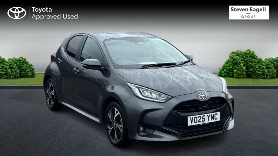 Toyota Yaris 1.5 Vvt-h Design E-cvt Euro 6 Ss Grey