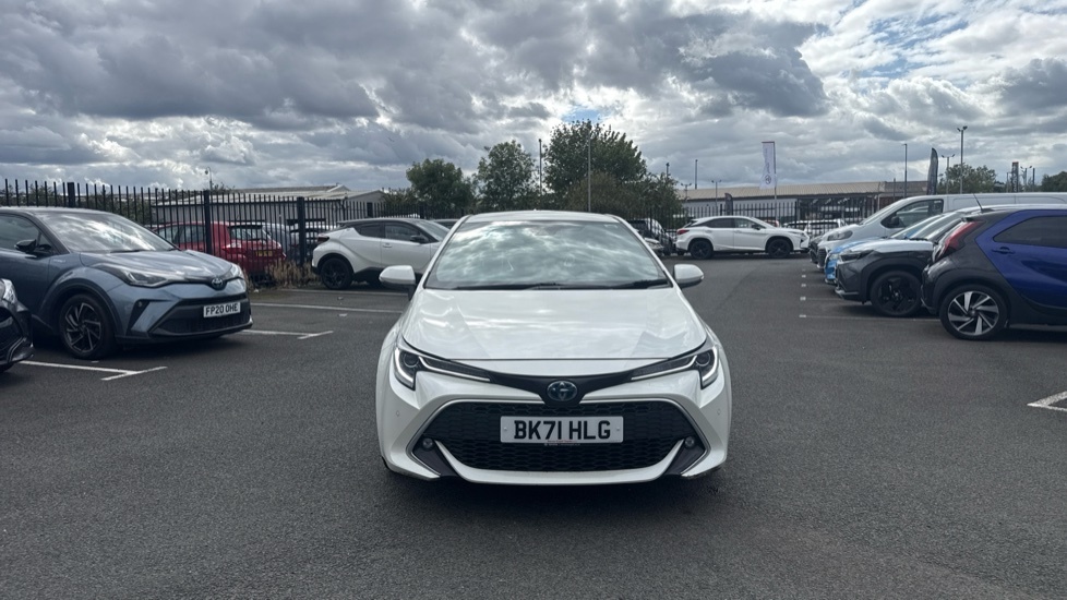 Toyota Corolla Hatchback White #22