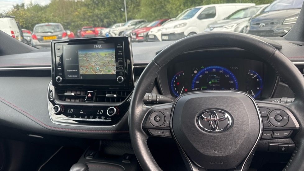 Toyota Corolla Hatchback White #10