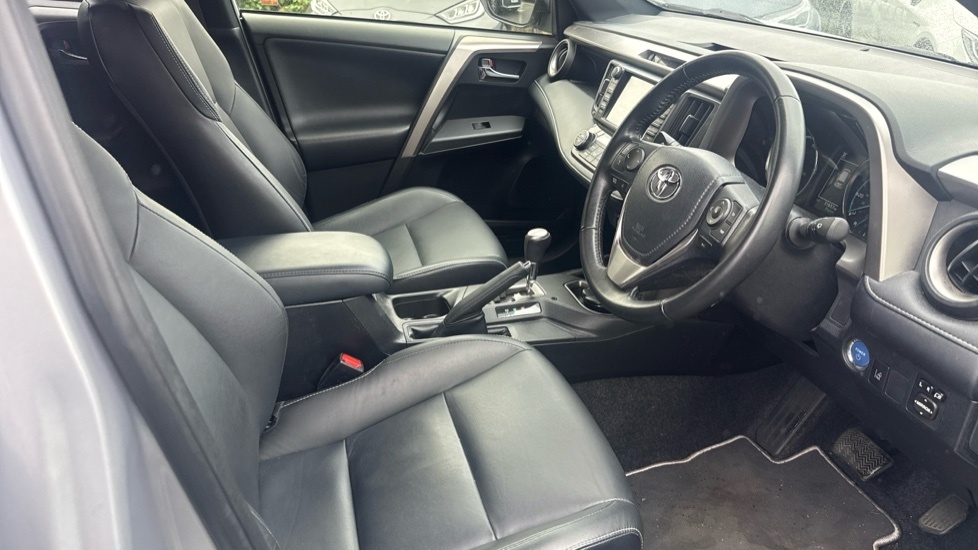 Toyota Rav 4 Excel Red #12