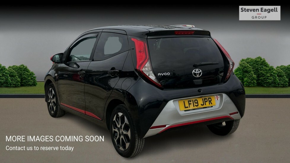 Toyota Aygo 1.0 Vvt-i X-trend Euro 6 Black #2