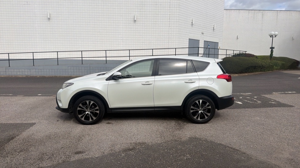 Toyota Rav 4 White #24