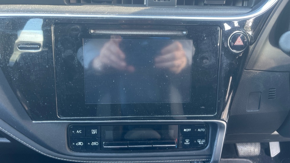 Toyota Auris Hatchback Grey #9