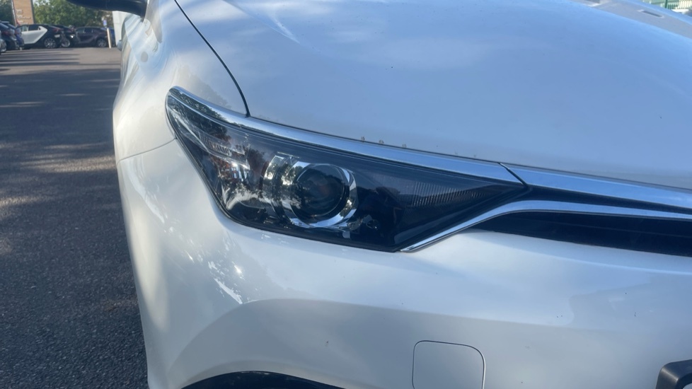 Toyota Auris Hatchback Grey #20