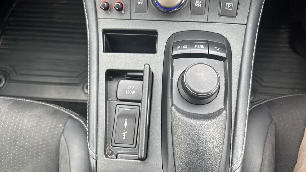 Lexus CT Ct 200H Luxury Cvt Black #40