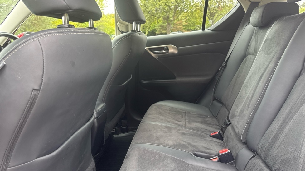Lexus CT Ct 200H Luxury Cvt Black #15
