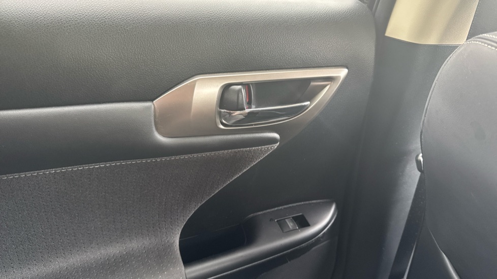 Lexus CT Ct 200H Luxury Cvt Black #28