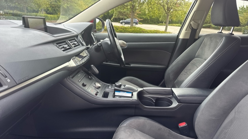 Lexus CT 1.8 200H Luxury E-cvt Euro 6 Ss Red #5