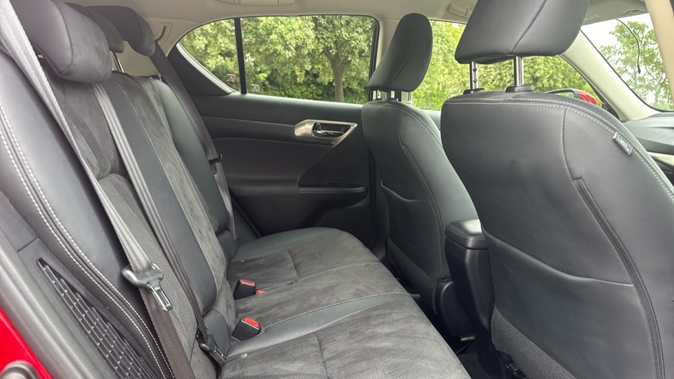 Lexus CT Ct 200H Luxury Cvt Black #8