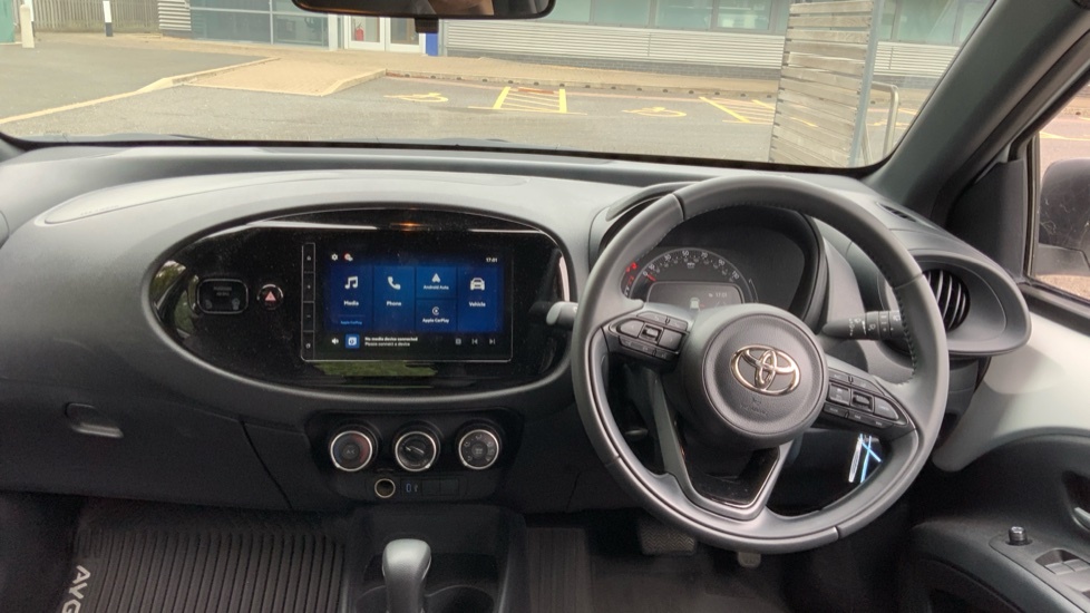 Toyota Aygo X 1.0 Vvt-i Pure Hatchback X-shift Euro 6 White #6