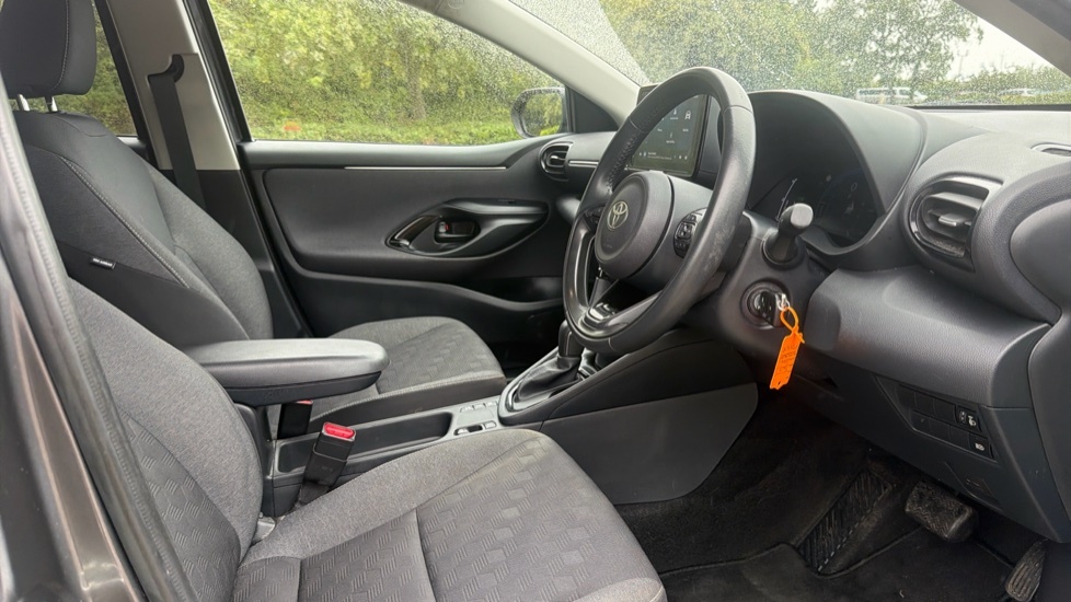 Toyota Yaris Design Grey #12