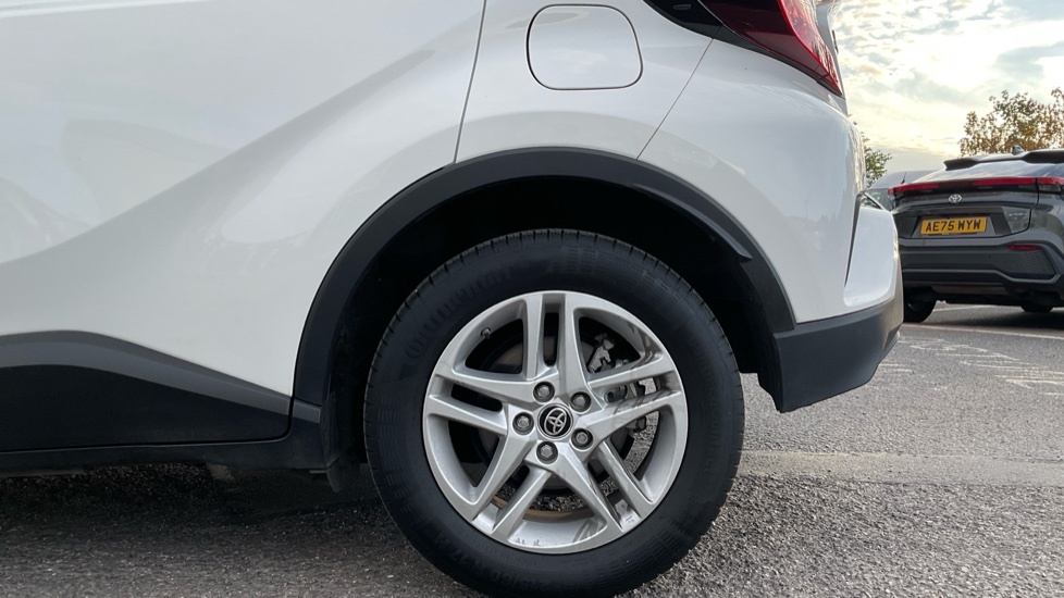 Toyota C-Hr Excel Black #25