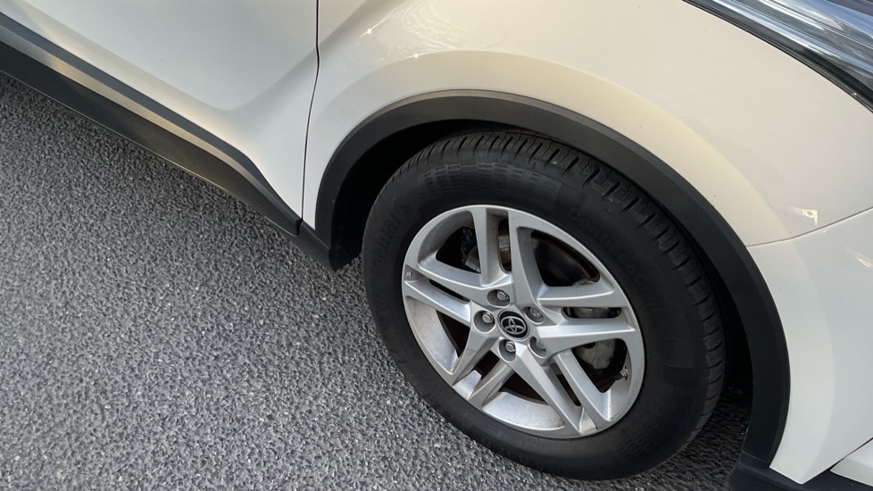 Toyota C-Hr Excel Black #30