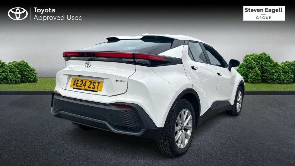 Toyota C-Hr 1.8 Vvt-h Icon Suv Hybrid Cvt Euro 6 S White #2