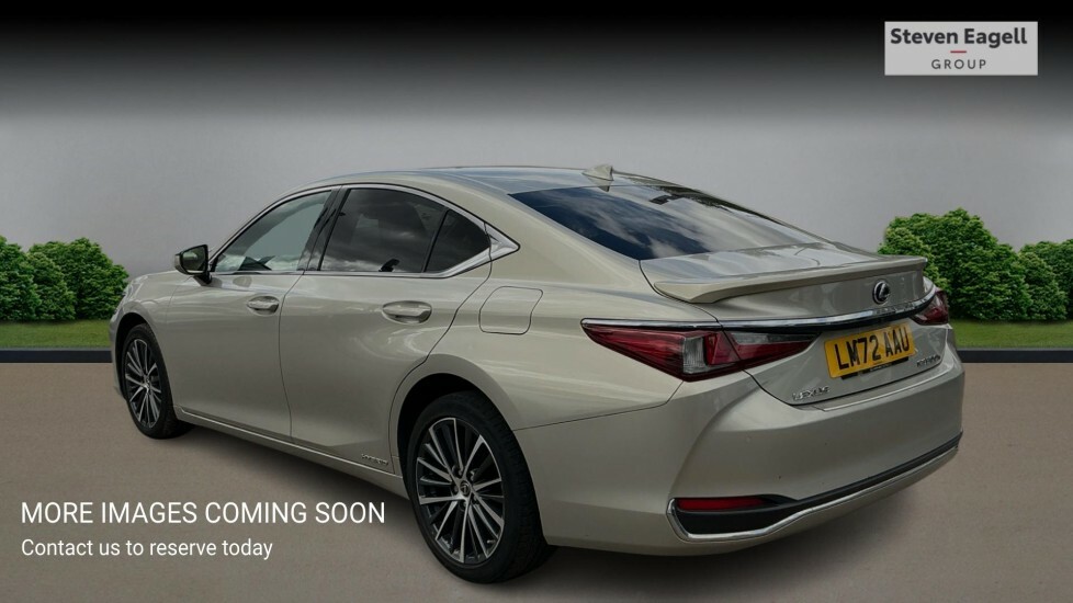 Lexus ES 2.5 300H Premium Edition Saloon Hybrid White #2