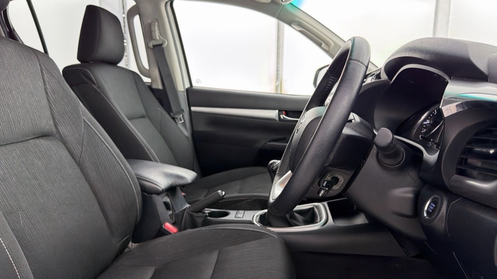 Toyota HILUX Active Extra Cab Chassis 2.4 D-4d #12