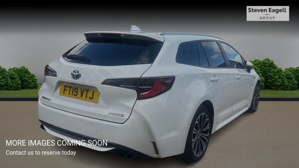Toyota Corolla Corolla Icon Tech Vvti Hev Cvt White #4