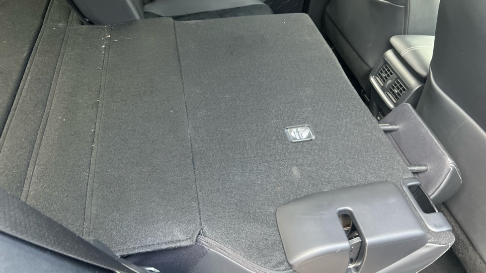 Toyota Rav 4 Auto Invincible Silver #18