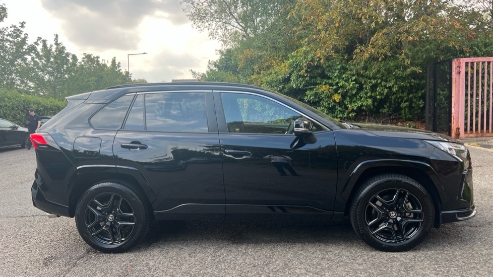 Toyota Rav 4 Auto Invincible Silver #23