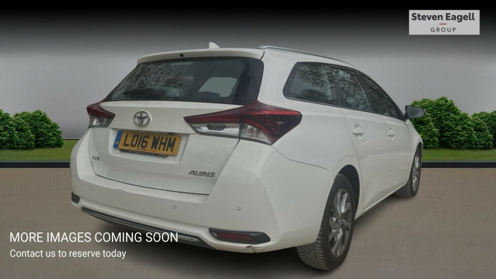 Toyota Auris 1.2 Vvt-i Business Edition Touring Sports Euro 6 White #4