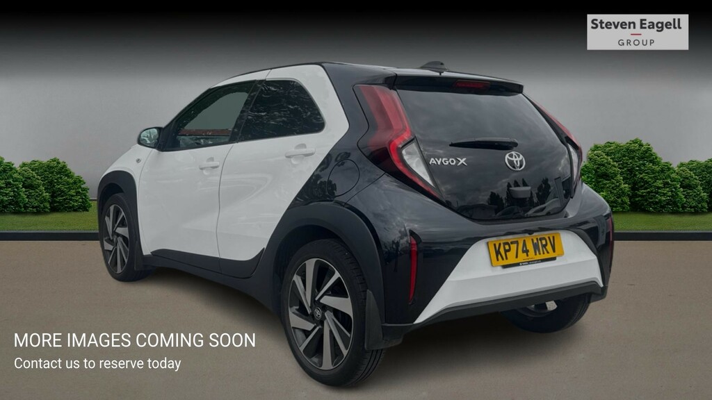 Toyota Aygo X 1.0 Vvt-i Edge Hatchback X-shift Euro 6 White #2
