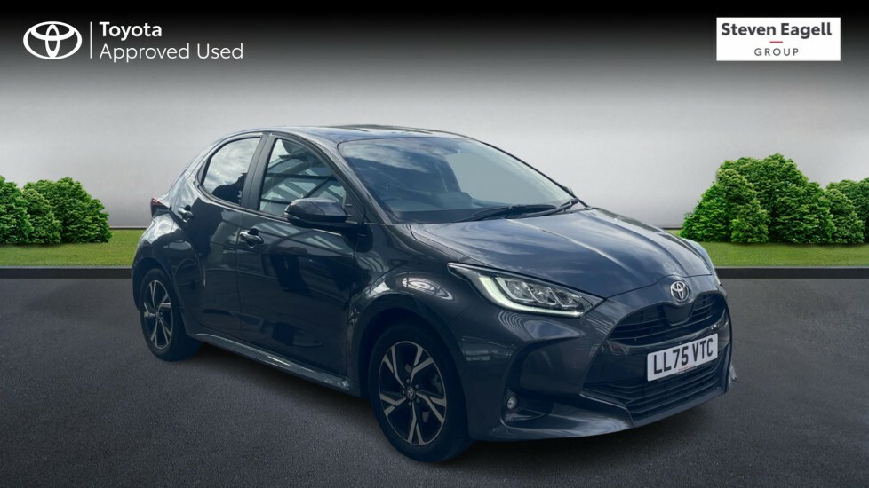 Toyota Yaris 1.5 Vvt-h Design Hatchback Hybrid E-cvt Grey
