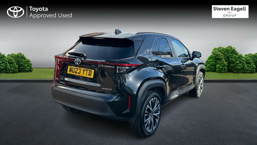 Toyota Yaris Cross 1.5 Vvt-h Excel E-cvt Euro 6 Ss Black #2