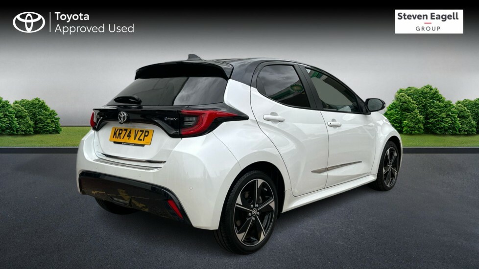 Toyota Yaris 1.5 Vvt-h Premiere Edition E-cvt Euro 6 Ss White #2