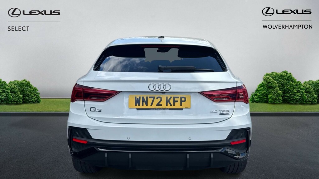 Audi Q3 35 Tfsi S Tronic Black Edition Black #5