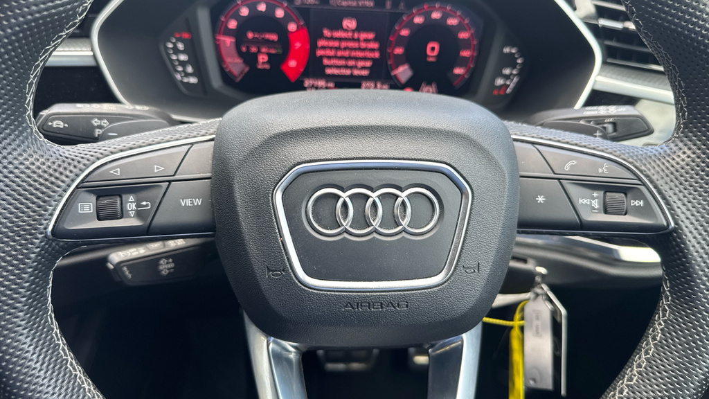 Audi Q3 35 Tfsi S Tronic Black Edition Black #11