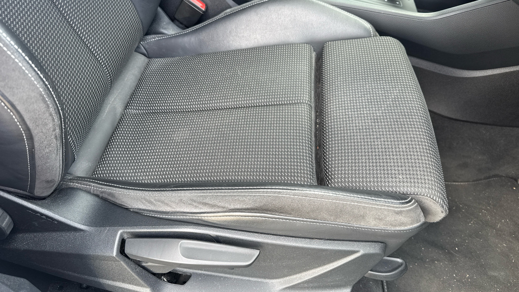 Audi Q3 35 Tfsi S Tronic Black Edition Black #18