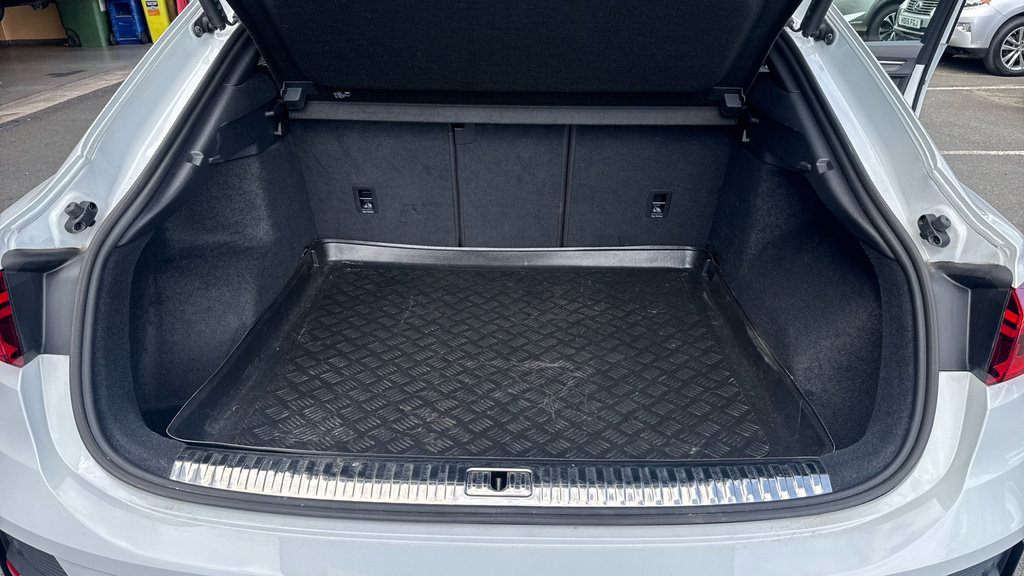 Audi Q3 35 Tfsi S Tronic Black Edition Black #14