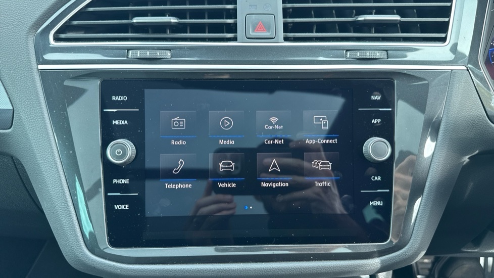 Volkswagen Tiguan Elegance Grey #9