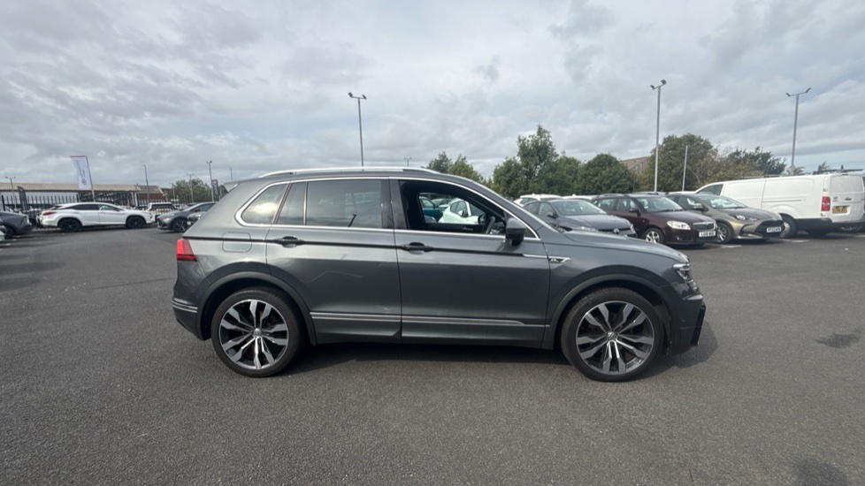 Volkswagen Tiguan Elegance Grey #23